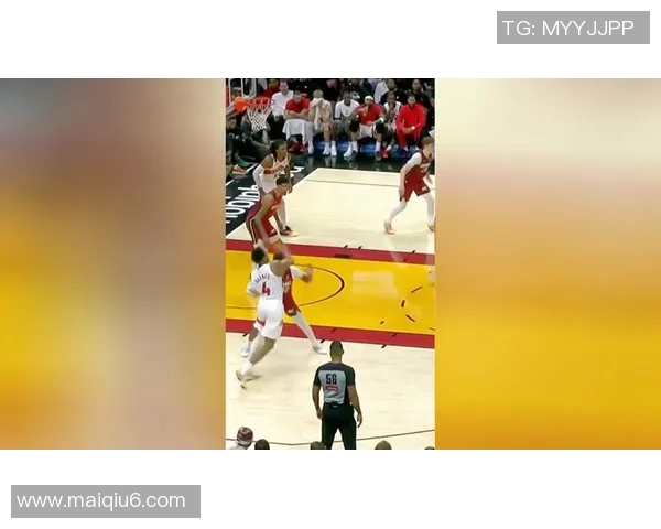 猛龙对决热火激战正酣球迷期待精彩瞬间与胜负悬念 猛龙对决热火激战正酣球迷期待精彩瞬间与胜负悬念